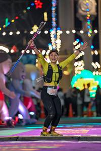 BIB: 5381
                            <button type="button" onclick="openModal(24885126)" class="btn btn-primary btn-sm float-right btn-popup" data-toggle="modal" data-target=".modal-high-quality">
                        <i class="fas fa-shopping-cart"></i> Add to Cart
                    </button>
                                            <button type="button" onclick="isThisMe(24885126, true)" class="btn btn-success btn-sm float-right btn-popup btn-isme hidden" data-toggle="tooltip" data-placement="bottom" title="นี่คือรูปของคุณใช่ไหม คลิกที่นี่เพื่อเอาเข้าอัลบั้ม">
                        <i class="fas fa-plus"></i> Add to album
                    </button>
                    <button type="button" onclick="isThisMe(24885126, false)" class="btn btn-warning btn-sm float-right btn-popup btn-isnotme hidden">
                        <i class="fas fa-ban"></i> Remove from album
                    </button>